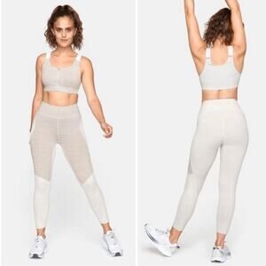 NWOT Outdoor Voices Tech Sweat Two Tone 7/8 Leggings.